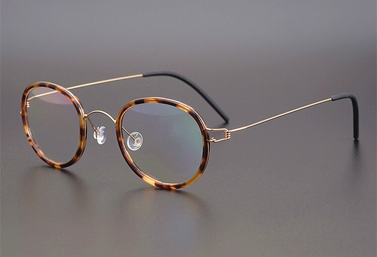 2022 Denemarken Titanium Brilmontuur Mannen Vrouwen Schroefloos Brillen Ultralight Retro Ronde Optische Brillen Handgemaakte: Tortoise Golden