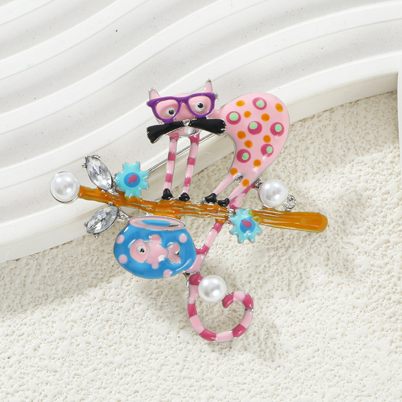 Cartoon Color Cat Enamel Brooch Cute Funny Animal Metal Badge Lapel Pin Suit Dress Jewelry Accessories For Friends