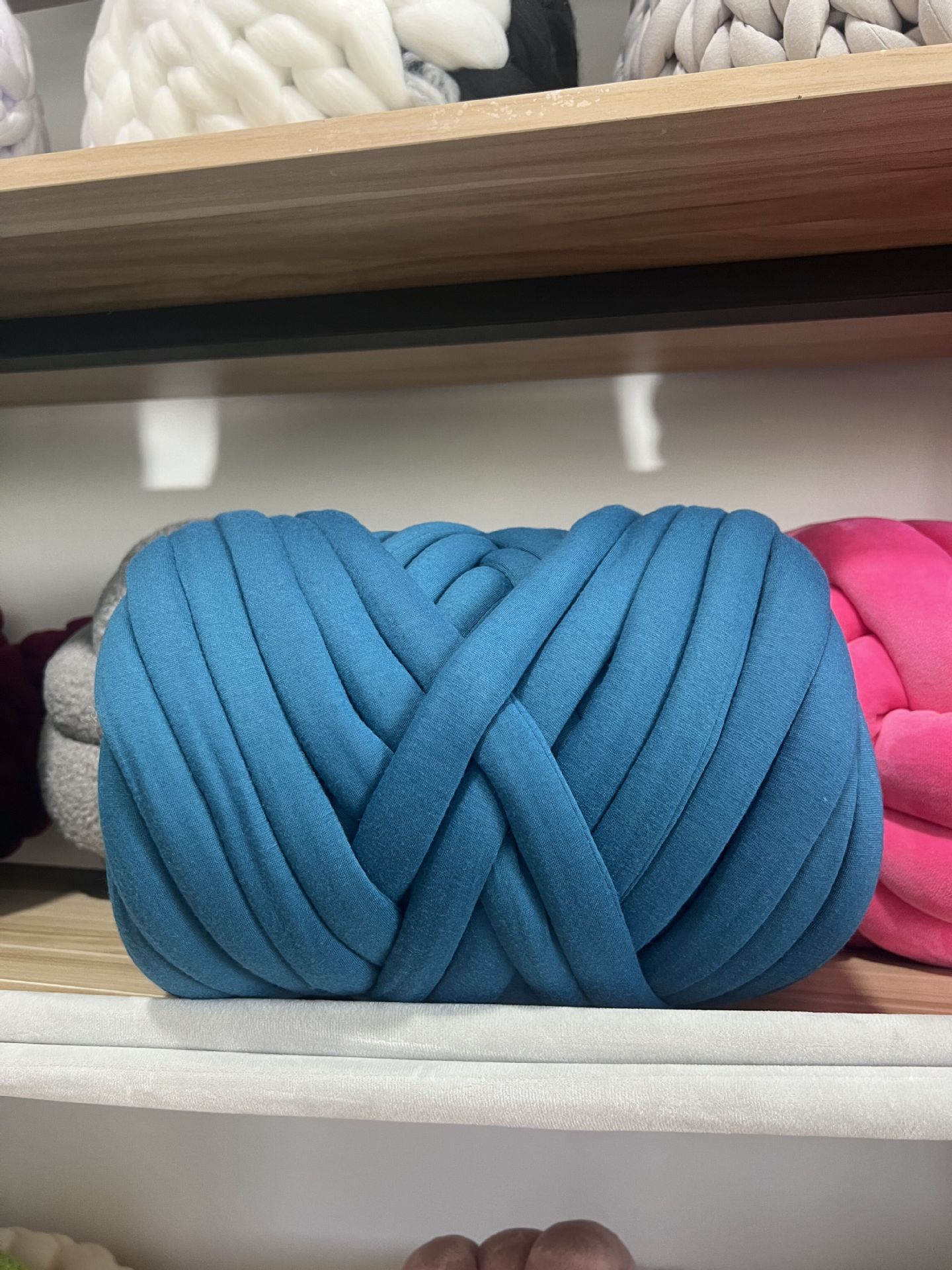 Thick Big Giant Yarn for Hand-knitting Ultra-thick DIY Arm Knitting Roving Blanket Spinning Threads Crochet No Needle Needed: Emerald Green