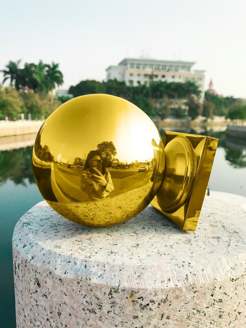 HQ Polished Stainless Steel 316 Grade Garden Outdoor Flagpole Gate Handrail Decoration Hollow Sphere Ball with Square Base