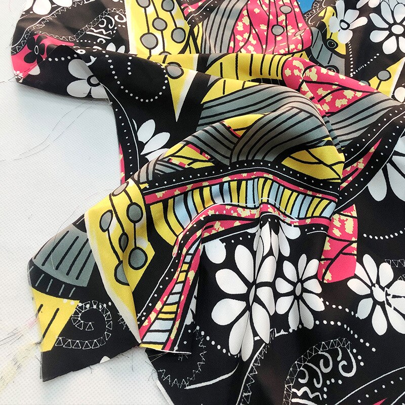 spring/summer product European/American brand black background white flower non-stretch satin printed fabr