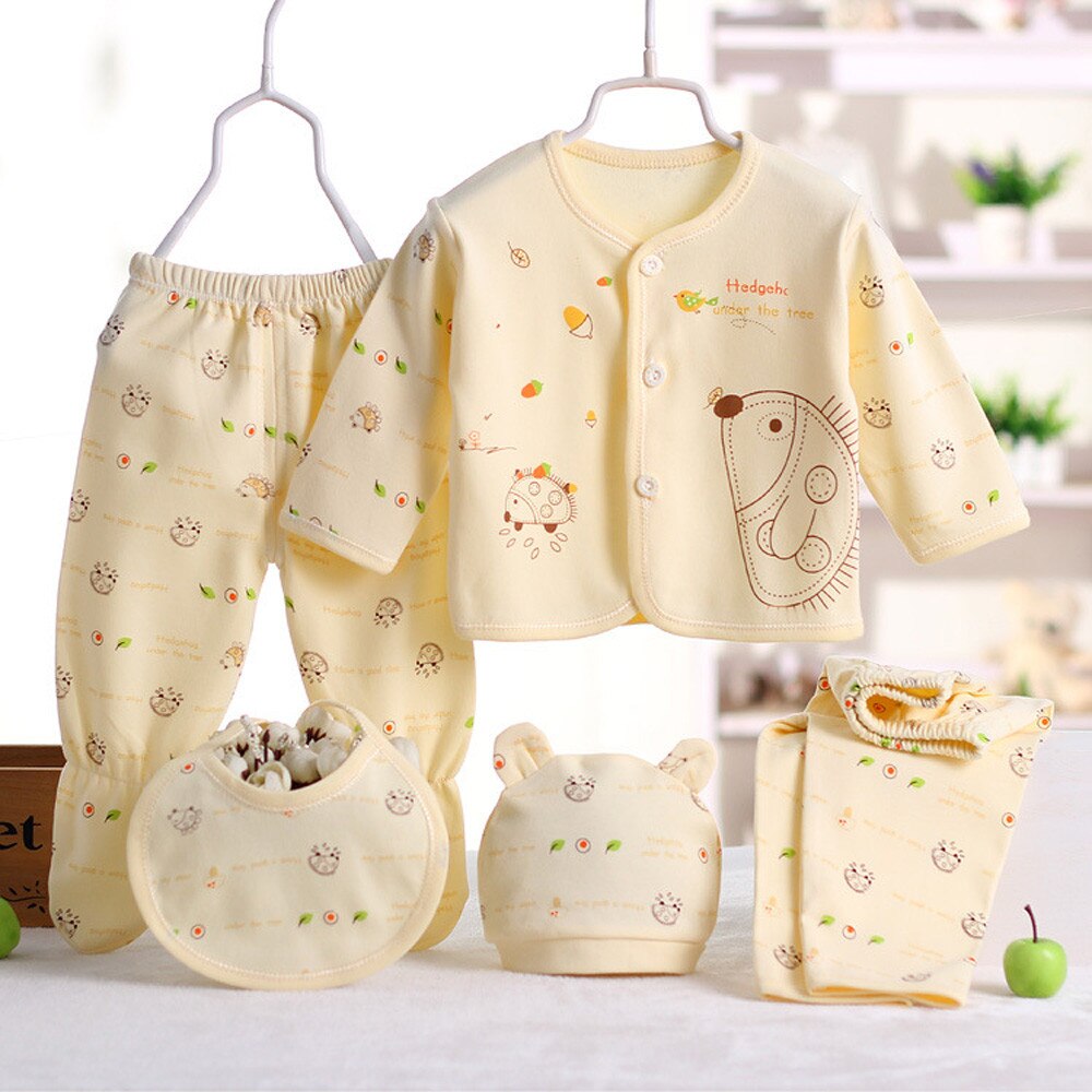 5Pcs Pasgeboren Baby Unisex Kleding Zacht Katoen Set Baby Jongen Meisje Cartoon Lange Mouwen Tops + Hoed + Broek + Bib Outfit Set Zachte Kleding