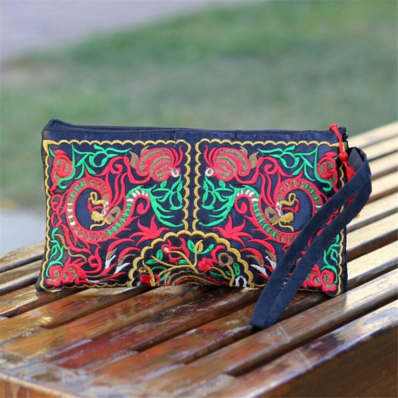 Women Ethnic National Retro Butterfly Flower Bags Handbag Coin Purse Embroidered Lady Clutch Tassel Small Flap