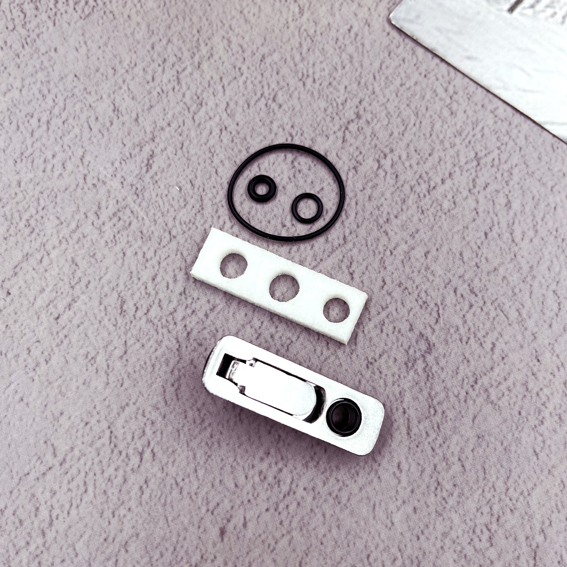 Base de algodón de Metal de sellado más ligero para encendedor Zippo, revestimiento interior regular, Base modificada de algodón para reducir la volatilización: Negro