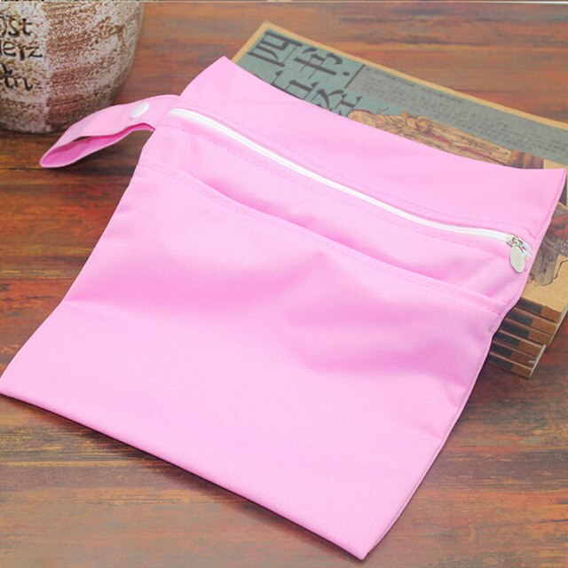 Bolsas de pañal reutilizable para bebés con cremallera doble bolsa húmeda/seca impermeable cochecito de pañales de tela húmeda colgando bolsa de neopreno de cubierta de pañal exterior: Rosa