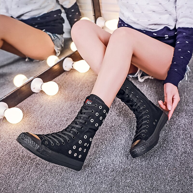 Swyivy kvinder vulkanisere lærred sko høj top nittehul åndbare kvindelige fritidssko cos play sneakers platform vulkanisere 43