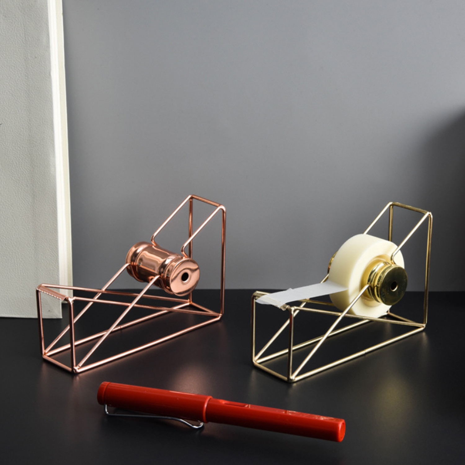 Hollow Metal Wire Tape Holder Cutter Dispenser Stand Holder Rack for Home Office School Stationery Desktop Supplies