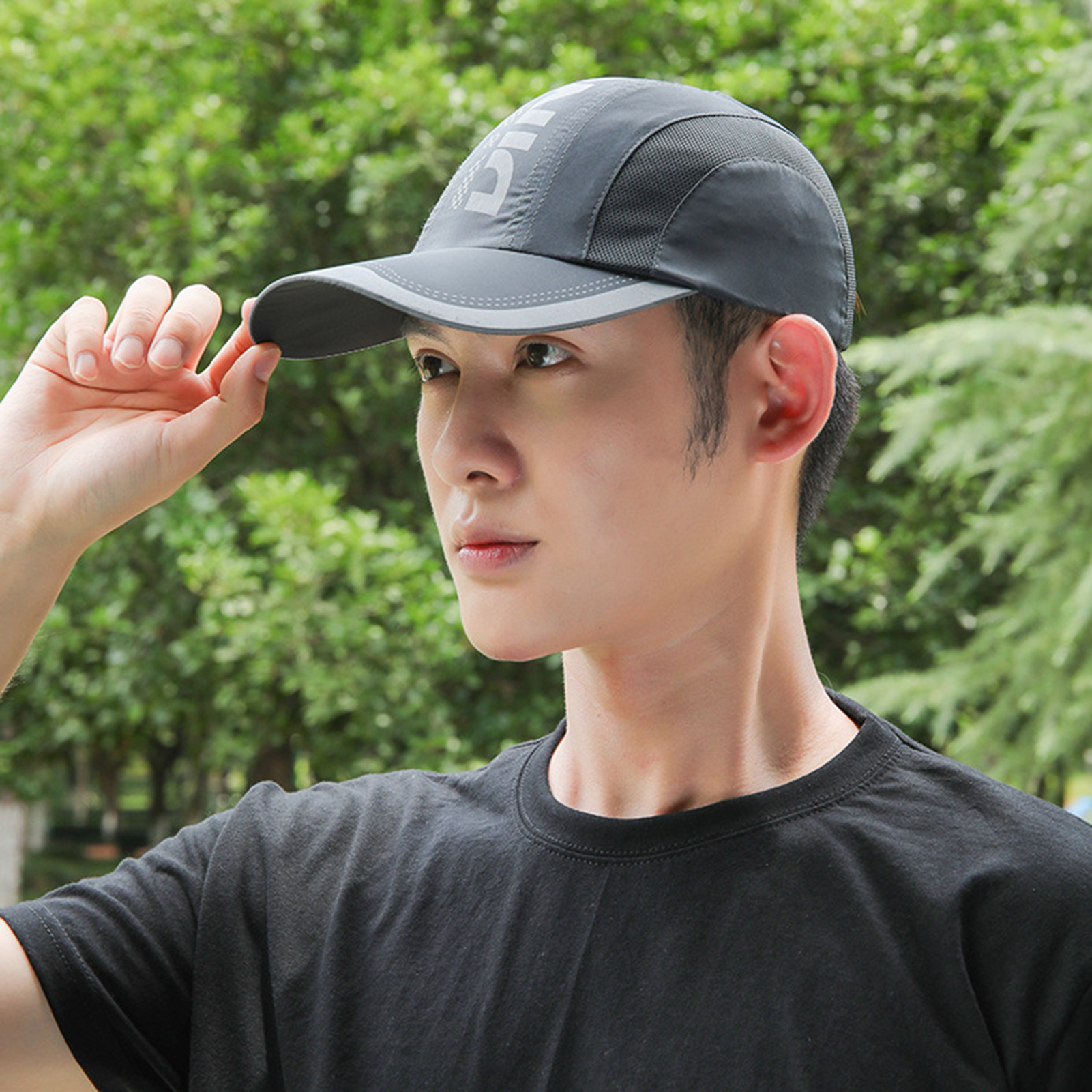 Fique protegido en estilo gorra de béisbol UV con parte superior suave de secado rápido, correa transpirable para senderismo, pesca y actividades al aire libre