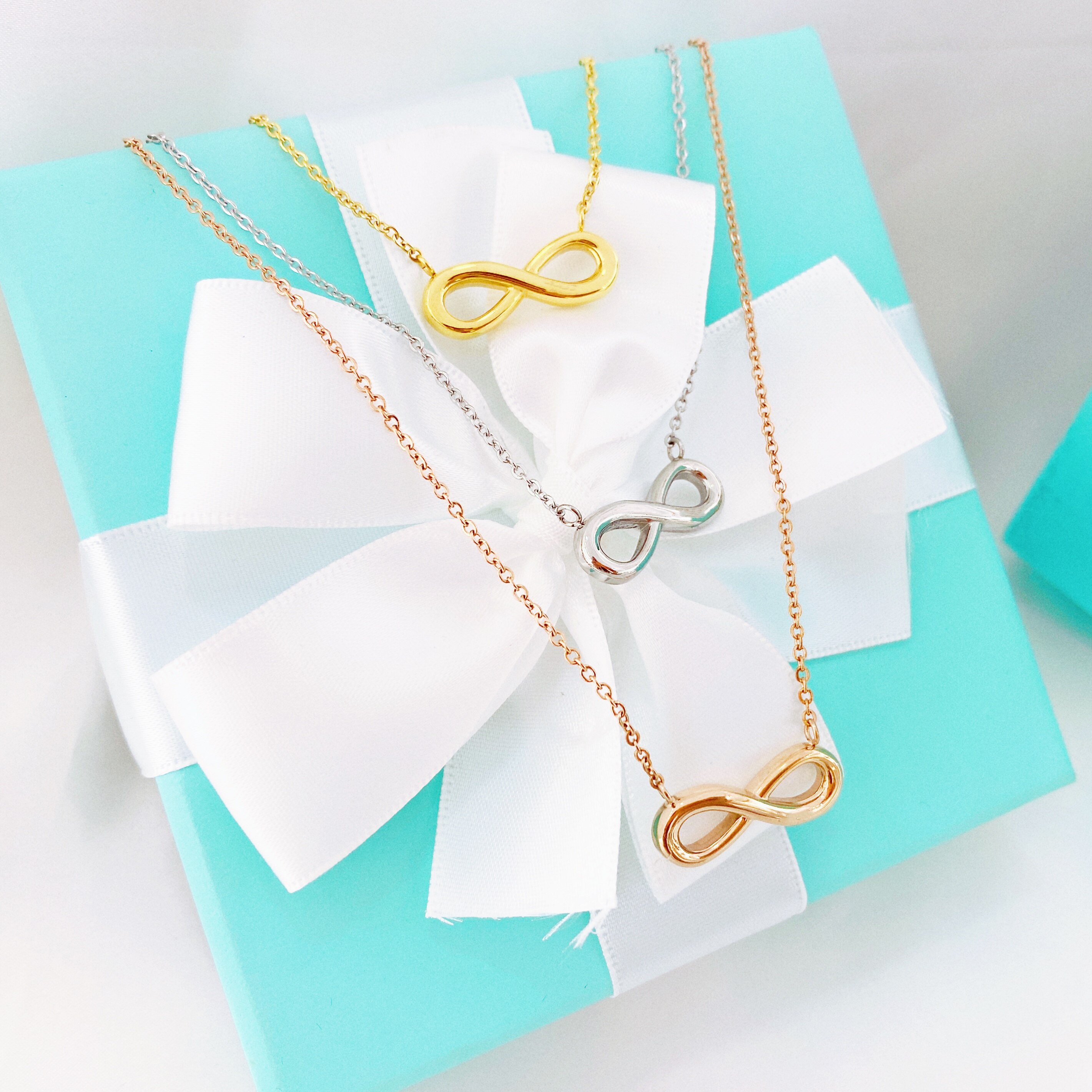 Merk love emaille roestvrijstalen ketting sieraden hart hanger gouden ketting voor dames accessoires