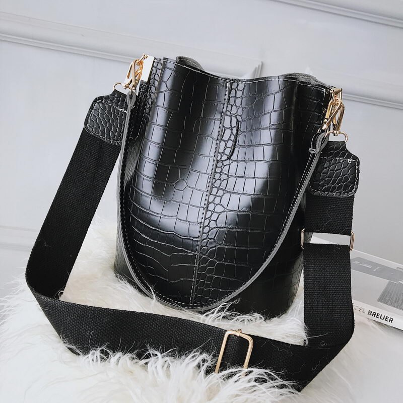 Ansloth Crocodile Crossbody Bag For Women Shoulder Bag Brand Women Bags Luxury PU Leather Bag Bucket Bag Handbag HPS405: black