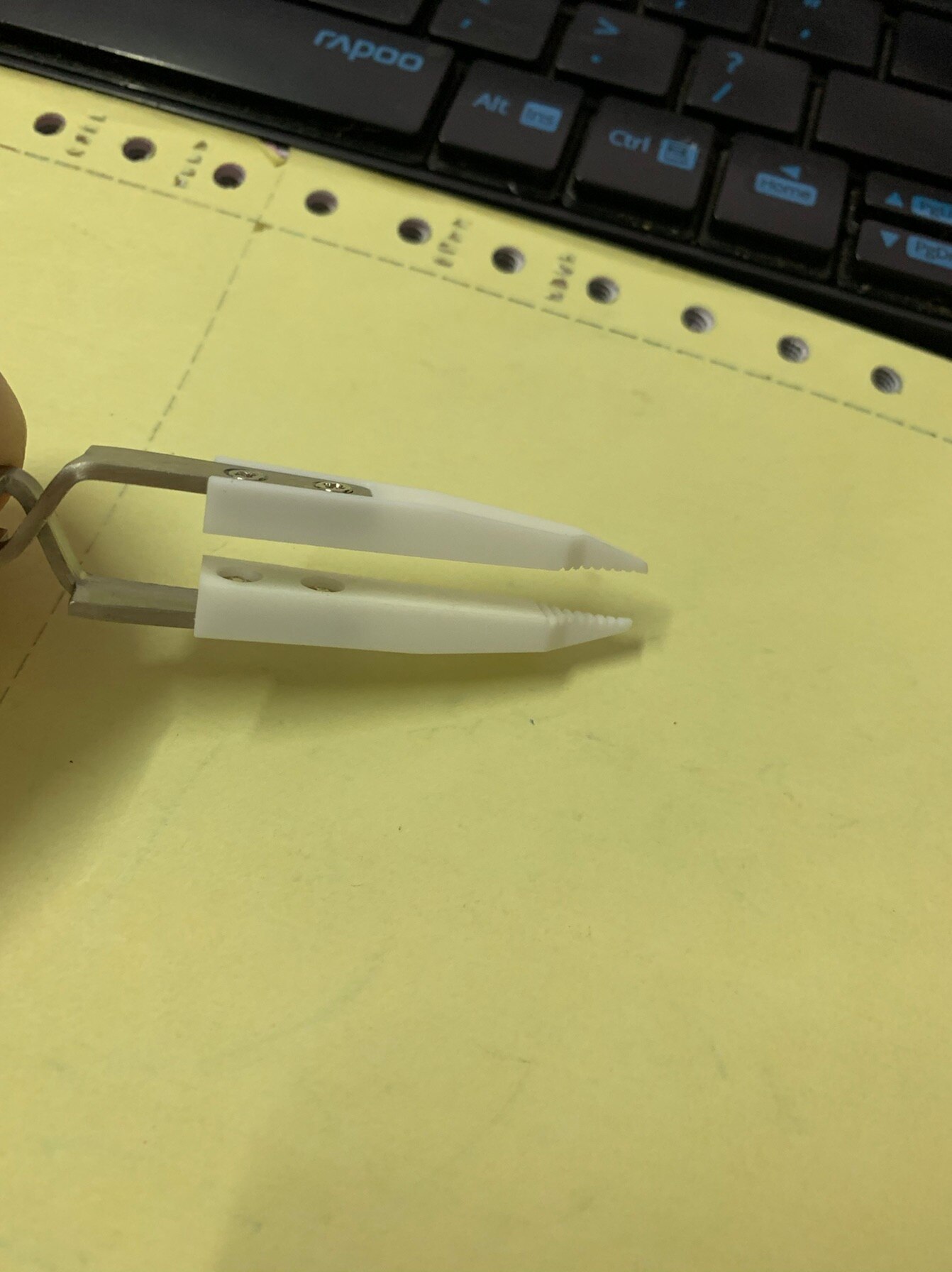 Wide Head Wafer Contrast Tweezers \ PTFE Acid and Alkali Plastic Flat Head Reverse \ Self-locking Pinch: 17x fv