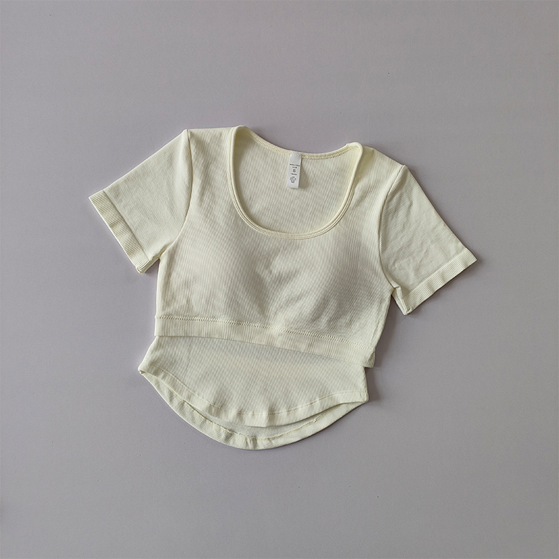 Neue fest Gurt Brust Kissen Yoga Anzug Kurzarm schlank passen Sport oben frauen schnell trocken Lauf schlank Fitness hemd Kleidung: S / Beige