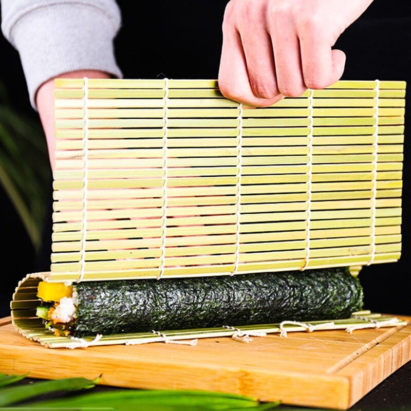 Estera enrollable de bambú para hacer Sushi, rodillo de arroz, rodillo de pollo, accesorios de bricolaje japoneses de cocina