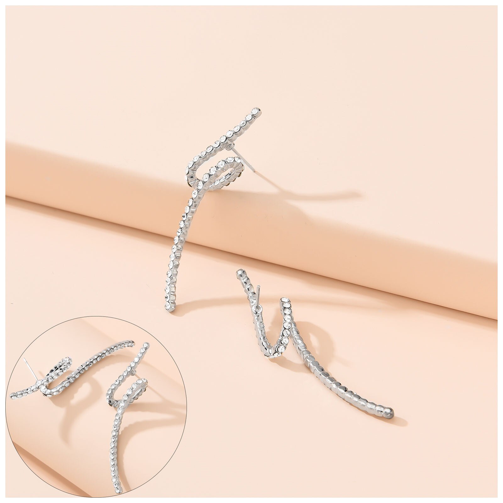 Snake-Vormige Vrouwen Oorbellen Trendy Koreaanse Casual Trend Strass Trend Dames Oorbellen Pendientes Mujer Pendientes