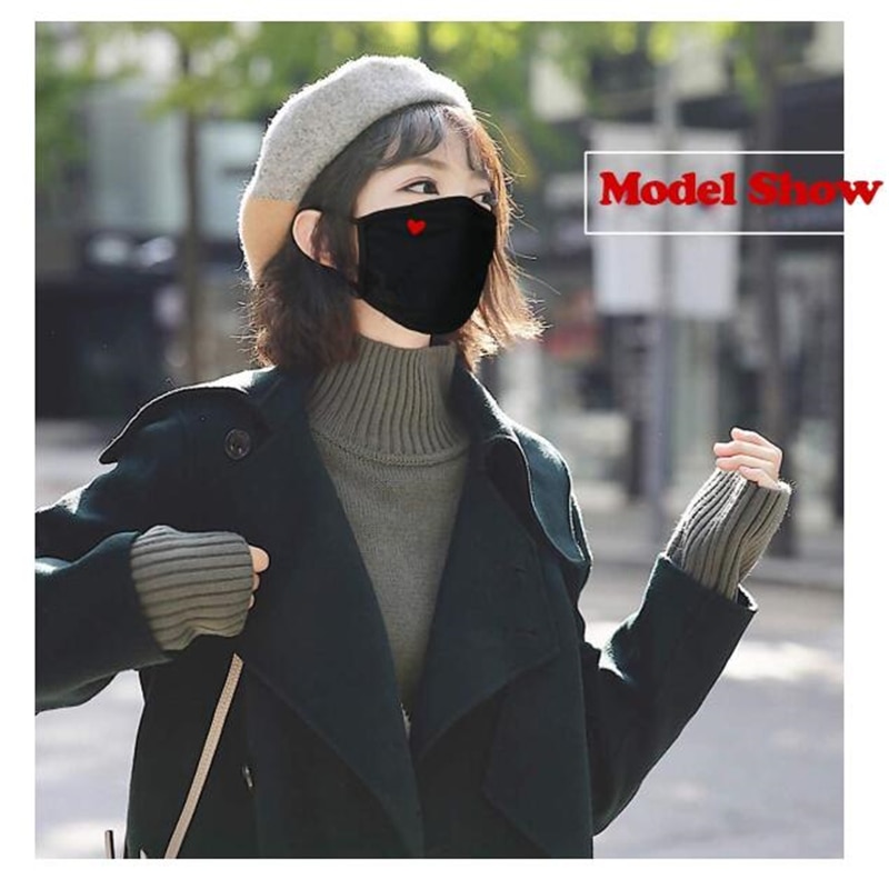 Washable Heart-shaped Printed Face Covers Dustproof Reuseable Mouth Cover Unisex Face Mouth Covers For Adult