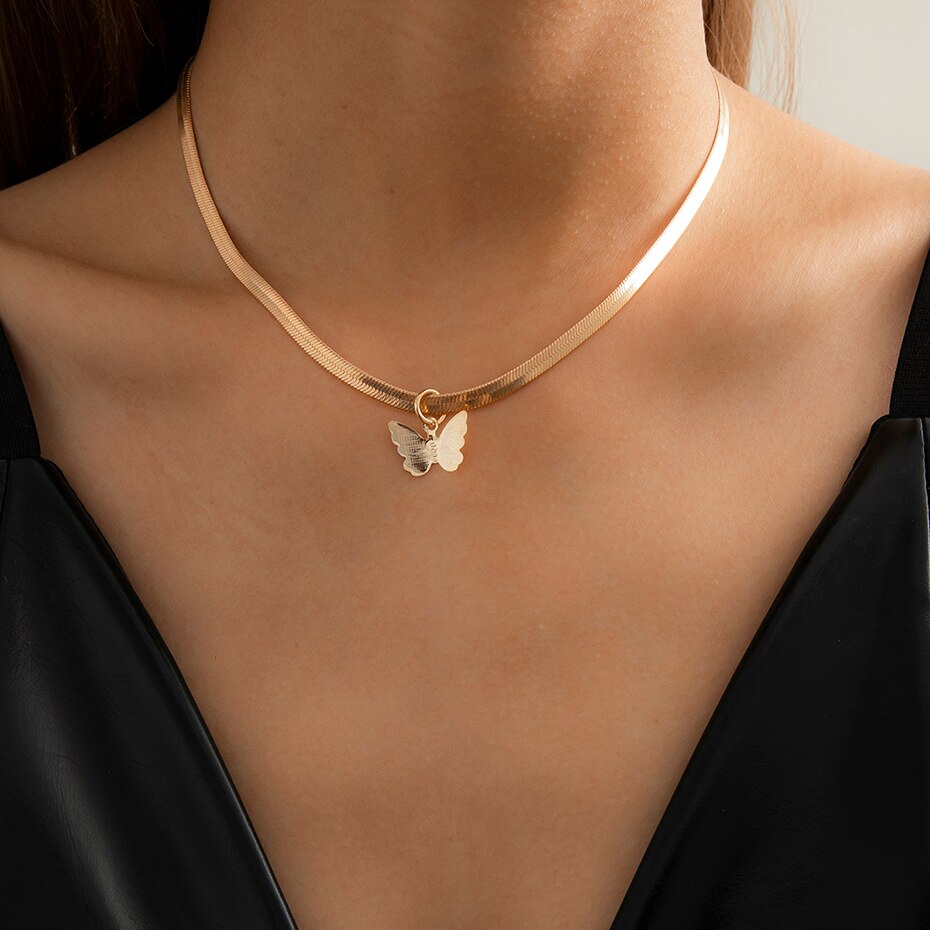 Charm Women Snake Chain Choker Necklace Trend Butterfly Pendant Necklace Chain on Neck Clavicle Chain Chocker Jewelry Party