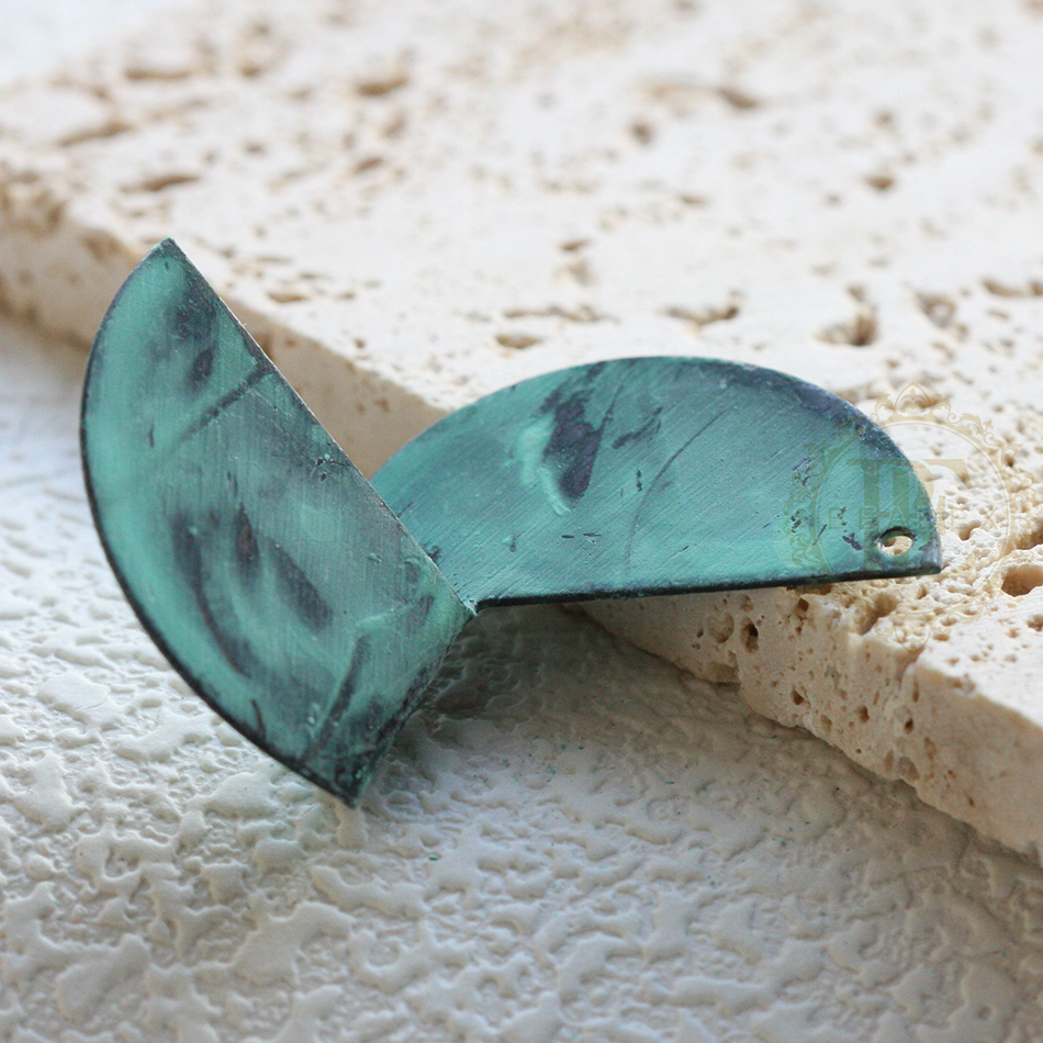 Een Stuk Handgemaakte Groene Patina Charme-Varieert Vormen En Grootte (Pta-C): Blauw