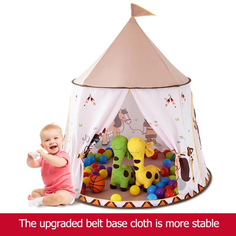 La Tenda del capretto Casa Portatile Castello Della Principessa 123*116 centimetri Regalo Appendere la Bandiera Dei Bambini Teepee Tenda Tenda del Gioco Di Compleanno Di Natale regalo