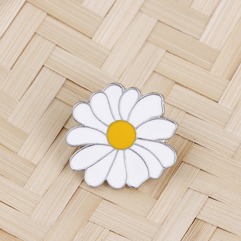 1 stuk cartoon witte madelief metalen badge broche knoopspelden spijkerjasje speld sieraden decoratie badge voor kleding revers spelden