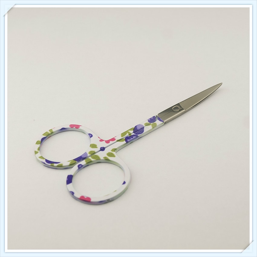 2 stks Professionele zilveren blauwe bloem Nail Schaar Manicure Voor Nagels Wenkbrauw Neus Wimper Cuticle Schaar Gebogen Makeup Tools