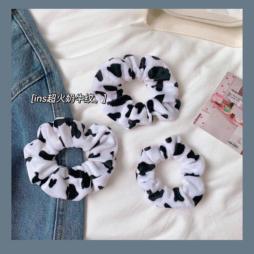 Bandas de Pelo de lana de Invierno para mujer, cintas para el pelo con estampado de vaca, accesorios para el cabello para niña, coletero