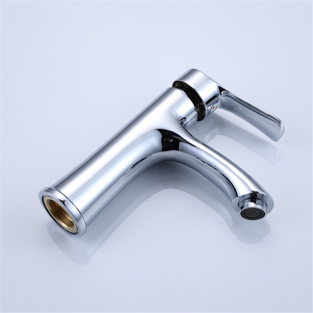Basin Faucet Brass Bottom Tap Single Handle And Cold Outlet Zinc Alloy Home Multifunction Faucet With Water Saving Bubbler