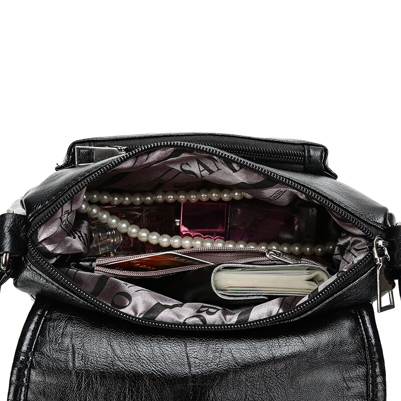 Kvinnlig liten väska vävda solida axelväskor mjukt pu läder dam messenger crossbody väskor med lock