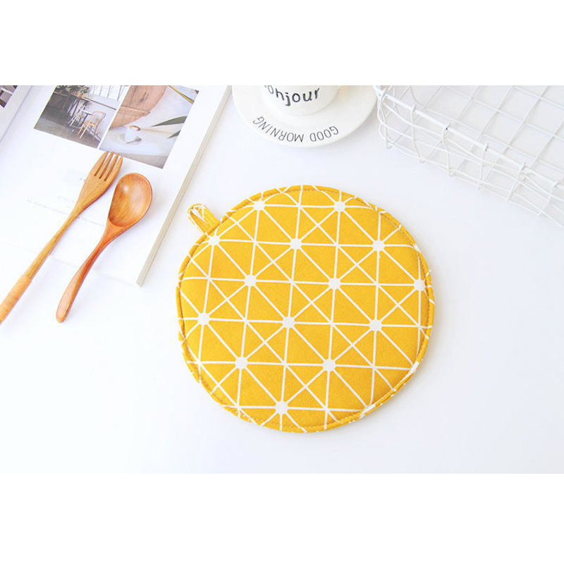 1 Piece Cute Non-slip Yellow Gray Cotton Nordic Kitchen Cooking Microwave Gloves Baking BBQ Potholders Oven Mitts: black