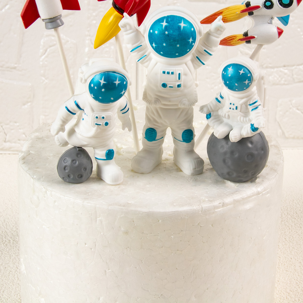 Adornos para tarta espacial de astronauta, figuritas de astronauta del espacio exterior, inserto de pastel de cohete y planeta, suministros para de cumpleaños para niños, Baby Shower