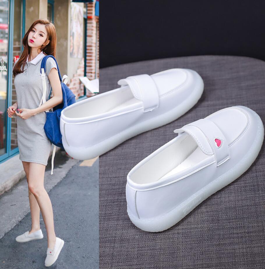 Leather Ladies Flats Women Spring Soft Bottom Loafers Nurse Shoes White Slip-On Female Comfortable Casual Driving Shoes