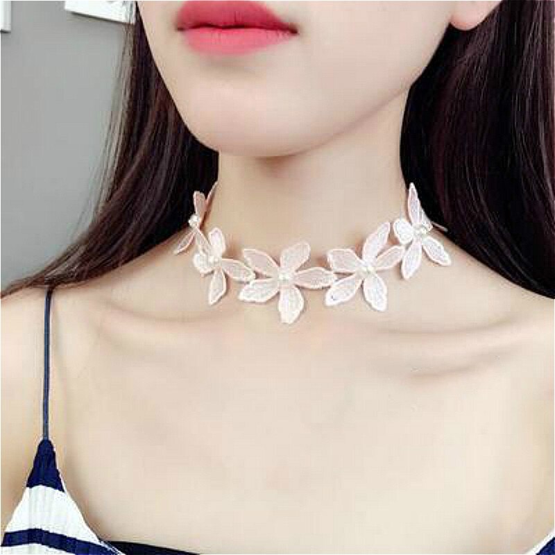 Japanese Kpop Spring Cherry Blossoms Heart Pendant Choker Short Clavicle Necklaces For Girl Cute Aesthetic Jewelry