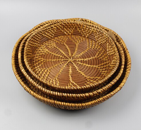 Fine finish exquite handwork Pizza dishes wickerwork plates willow crafts kitchen storage box basket yellow dishes fruit tray