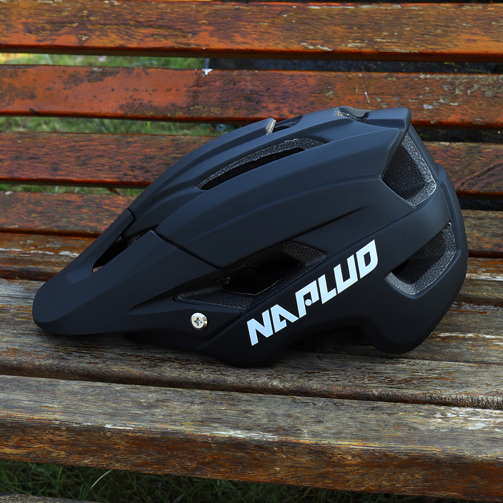Outdoor MTB & Langlauf Helm – Leicht, CE/CPSC, Für Herren, EPS, 8-15 Lüftungen