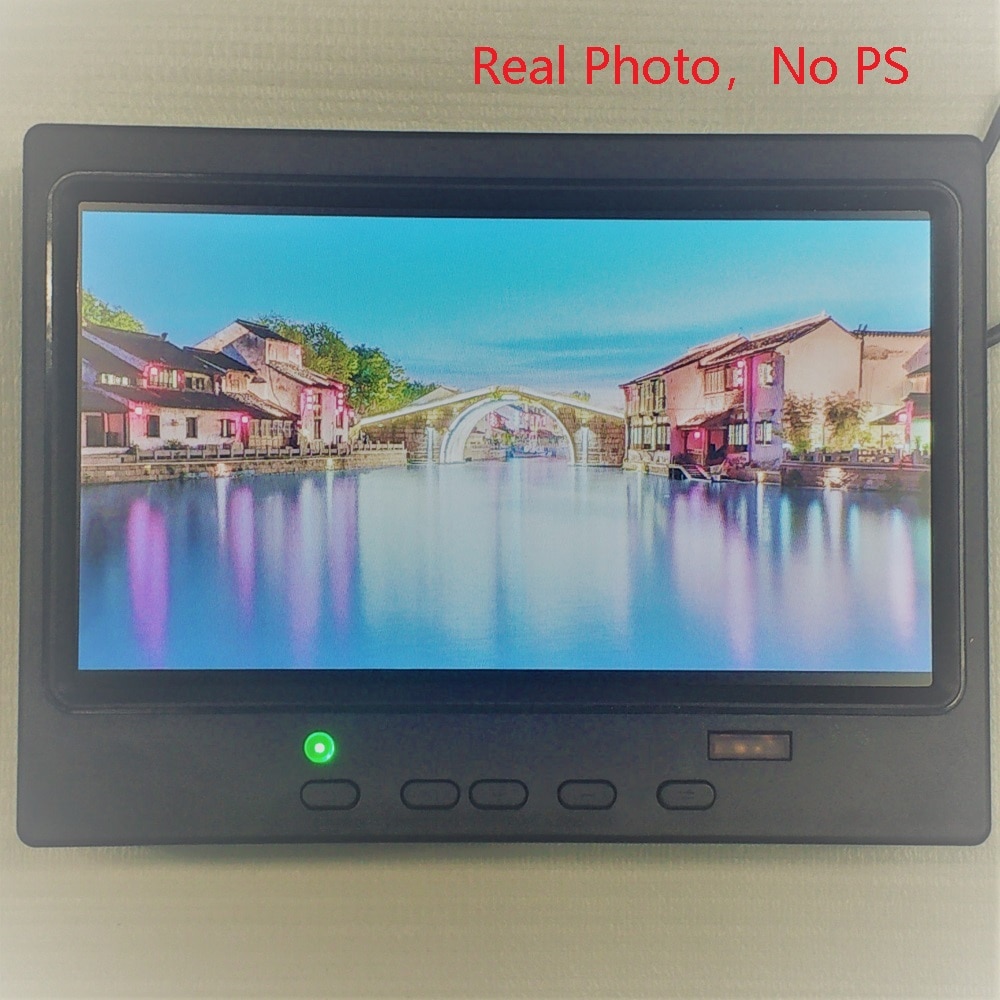 Widescreen  hd 1024 x 600 opløsning 7 tommer lcd -skærm indbyggede højttalere hdmi -skærm med skrivebord
