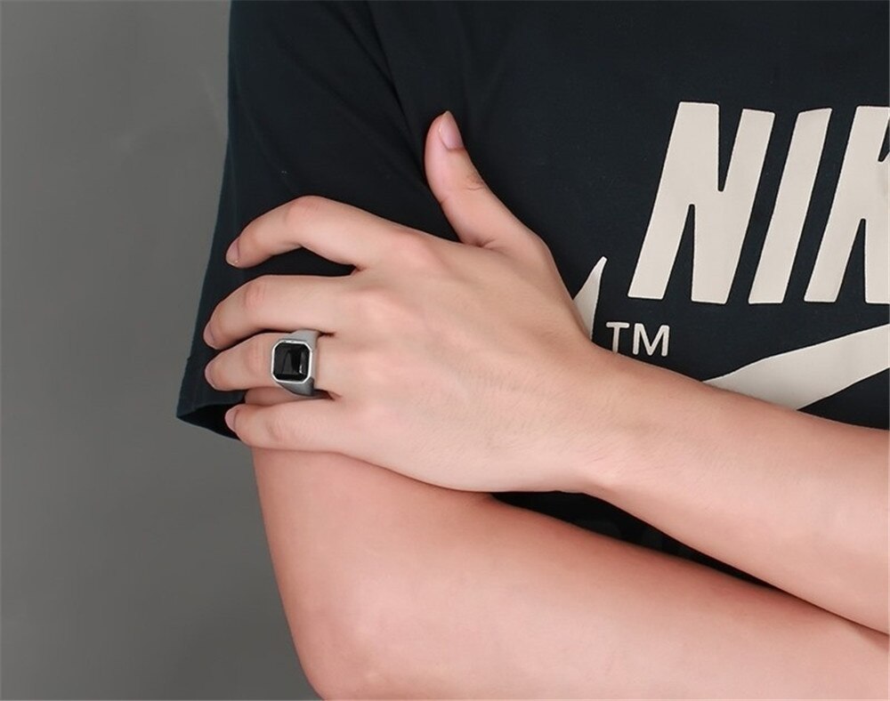 Venda quente anel de sinal masculino da moda com cristal preto clássico grande pedra masculino dedo anéis boa sorte jóias