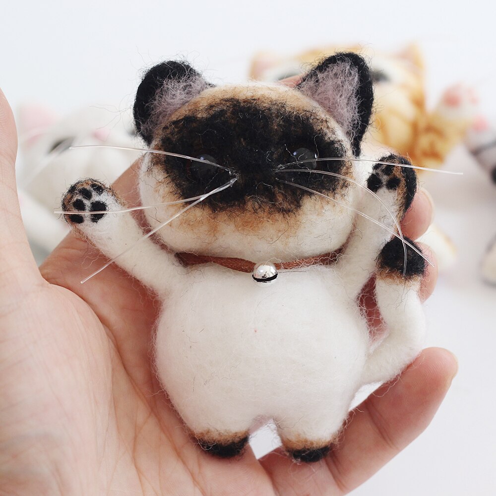 Cute and interesting handmade toys DIY wool felt cat kits unfinished plush doll poking cat brooch jewelry: Siam