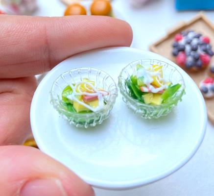 1:12 Miniature Hamburger Mini Fruit Salad Pretend Food for Blyth Barbies OB11 BJD Doll House Kitchen Play Toys Accessories: 1 set fruit salad