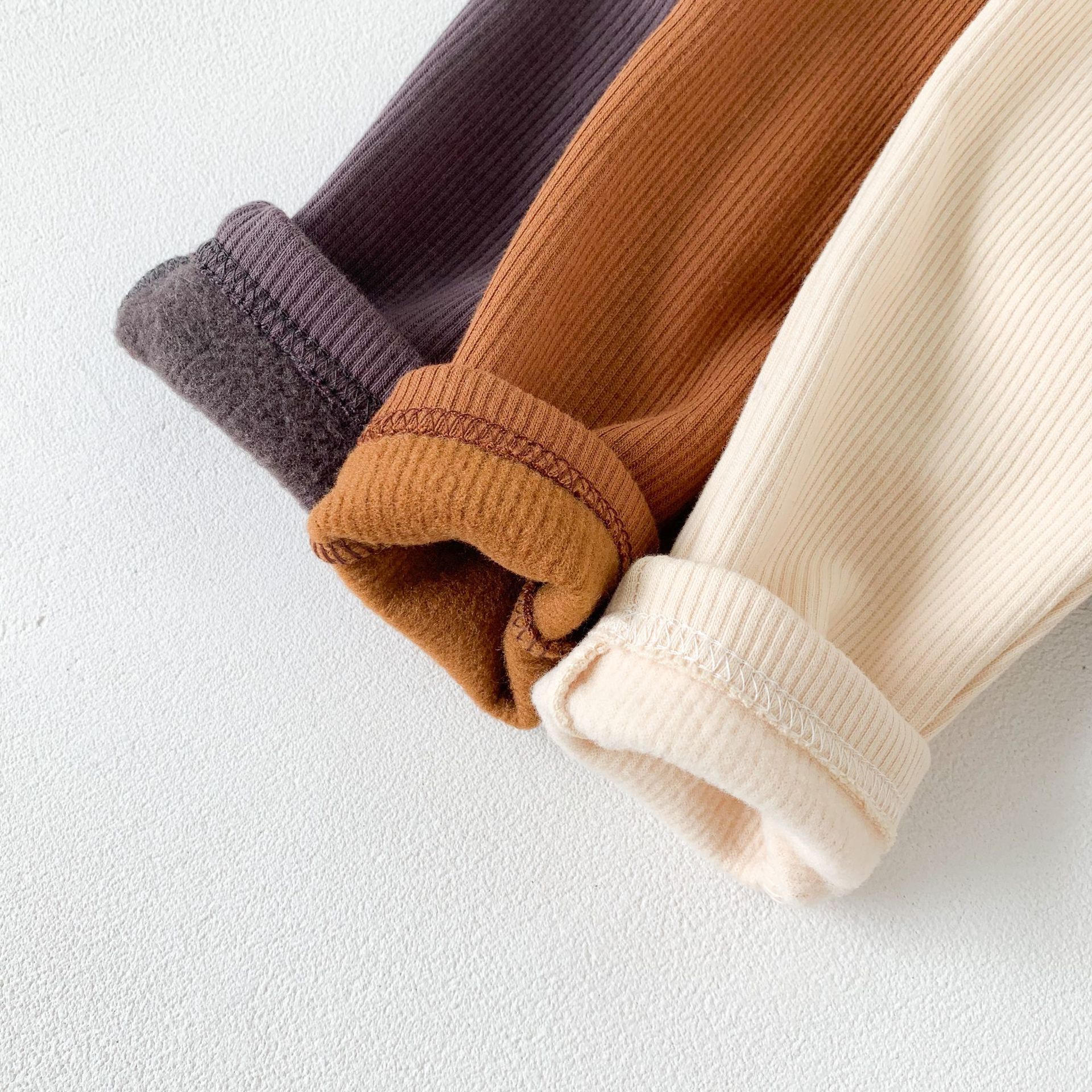 Vinter småbarn barn plus sammetsleggings ren färg bebis flickor elastiska byxor pojke pp byxa barn varma byxor