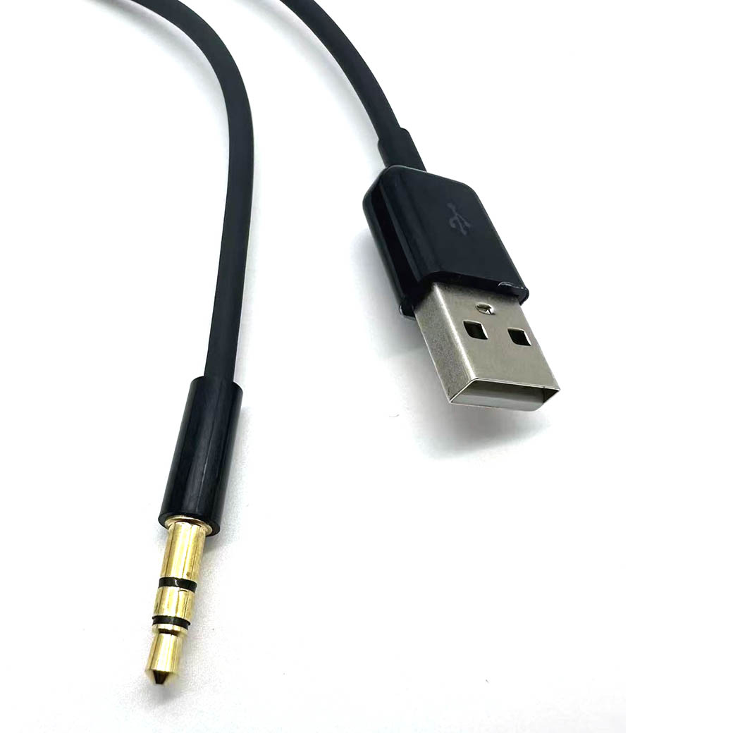 30Pin auf 3,5mm Auto AUX Audio USB Ladekabel 1,5m für iPhone 4/4S iPod Nano/Touch iPad 2/3