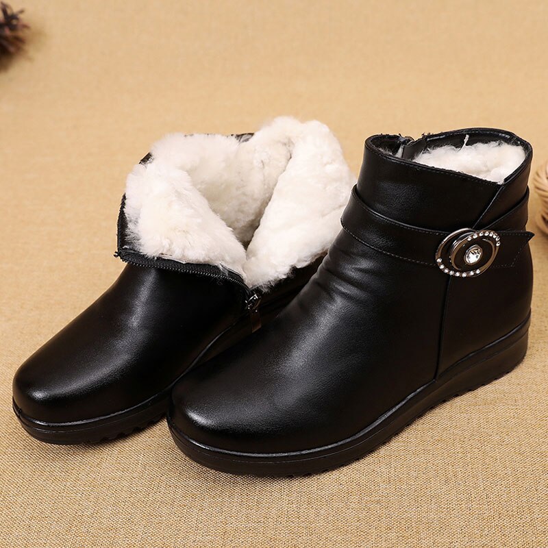 GKTINOO Leather Middle-aged Mother Warm Shoes Woman Ankle Boots Snow Boots Flat Non-slip Soft Bottom Comfortable Women Boots