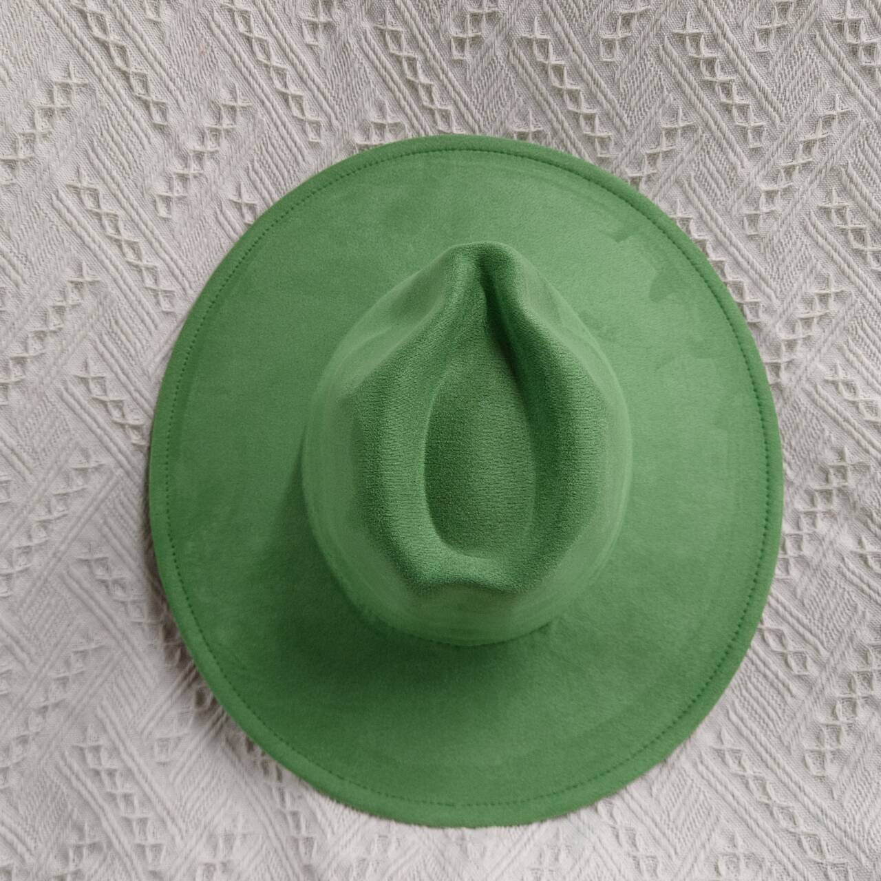 Europäische US Neue 9,5 cm Große Krempe Wildleder Zylinder für Frauen Männer Pfirsich Herz Top Jazz Fedora Hüte für Party Hochzeit Filz Kappe