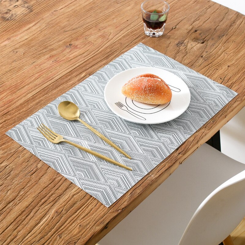 Inyahome Vinyl Placemats Table Mat Non-Slip Heatproof Woven Placemats for Dining Table Jacquard Place Mat PVC Home Decoration: rhomb grey / 1pcs 45x30cm
