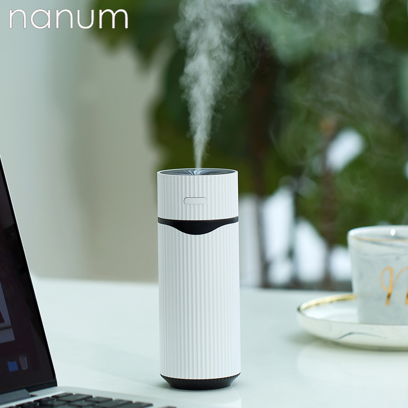 Car Essential Oil Diffuser Mini Ultrasonic M9 Humidifier LED Night Light USB Aromatherapy Fogger Car Air Freshener