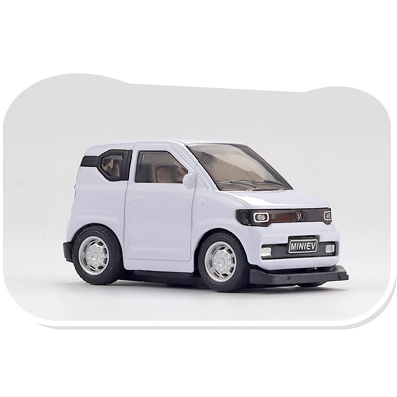 Automatic Back And Forth Car Model Toy Pull-back Vehicle Mobile Vehicle Van Model Kid Mini Cars Boy Toys Christmas: white