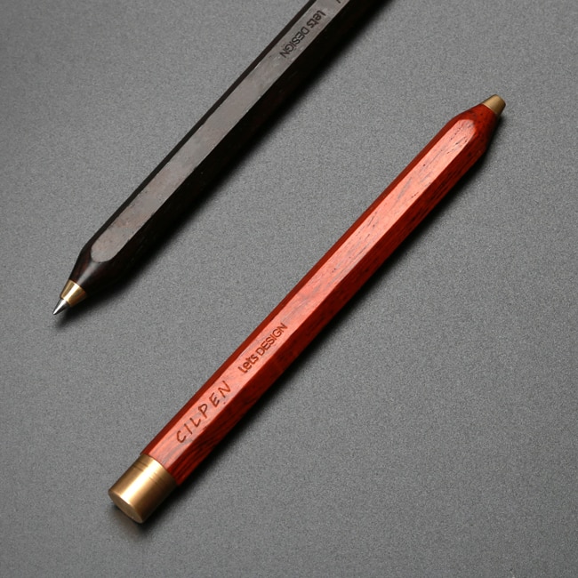 Massief Houten Handtekening Pen Spinnen Uit Kern Zeshoekige Messing Sandelhout Metalen Pen Creatieve