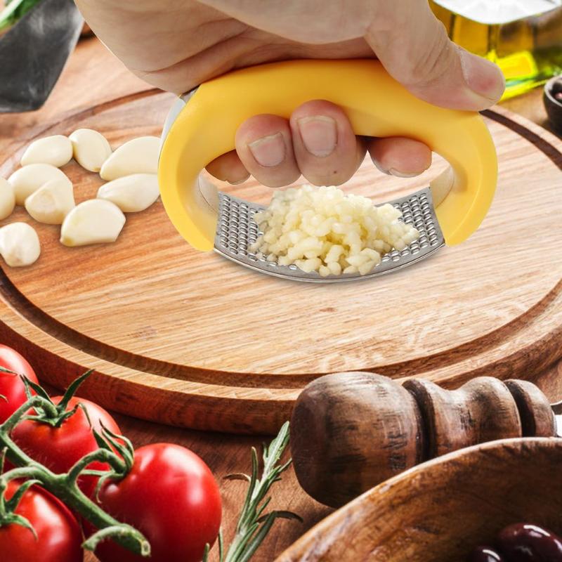Multi-function Manual Garlic Presser Curved Garlic Grinding Slicer Chopper Stainless Steel Garlic Presses Cooking Gadgets Tool