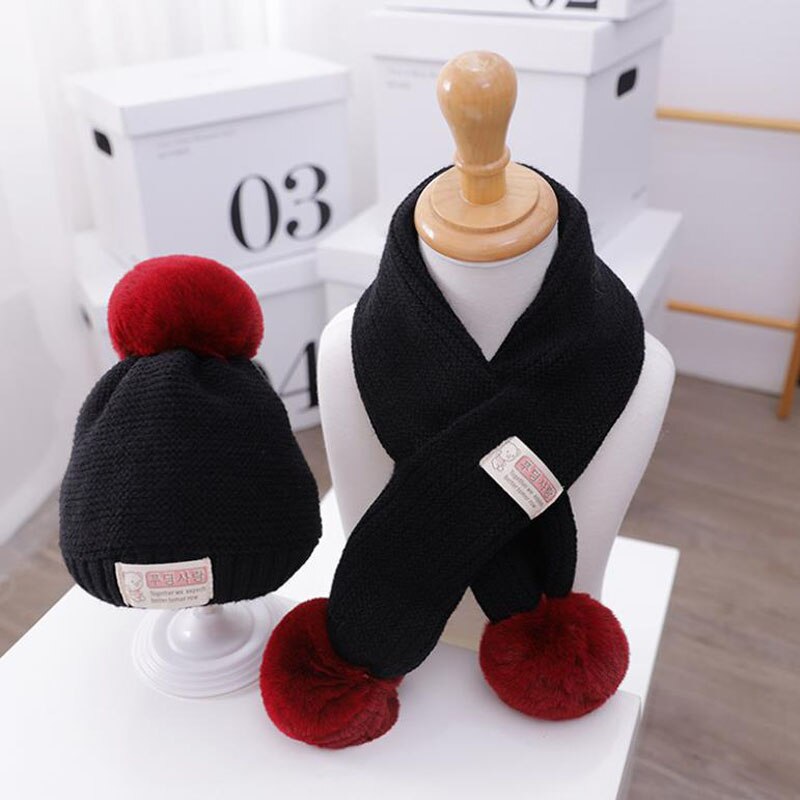 Doitbest 1 to 4 år gamla baby barn mössa hår boll enfärgad 2 st pojkar flickor vinter stickad hatt halsduk set: Svart