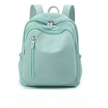 Mochila pequeña versátil a la para mujer, bolso de viaje de ocio de gran capacidad, mochila sencilla portátil para mujer 2025: Verde
