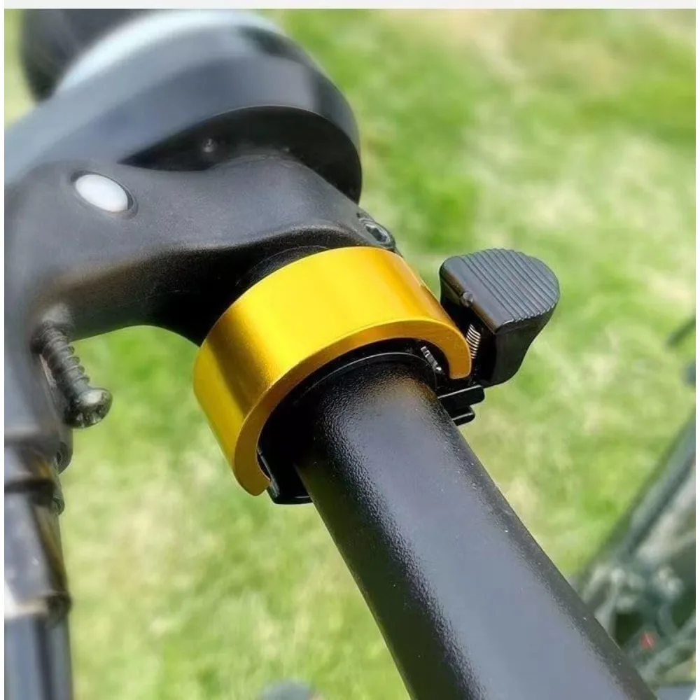 Sonnette de vélo 22mm de diamètre du guidon VTT vélo de route cloche de vélo en alliage d'aluminium lame 90 décibel anneau de direction de vélo