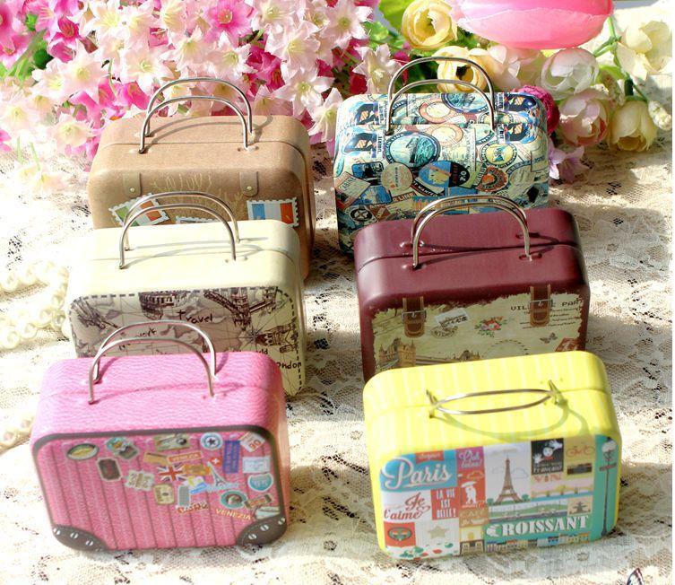 1Pc 7.5*5.5*3.5cm Europe Style Vintage Suitcase Shape Candy Storage Box Wedding Favor Tin Box Sundries Organizer Container